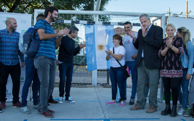 Se inauguró el playón deportivo iluminado de la UNAHUR