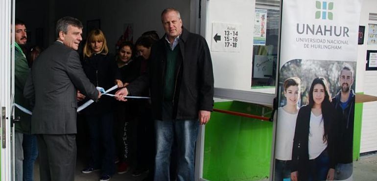 Acto de inauguración del espacio Biblioteca