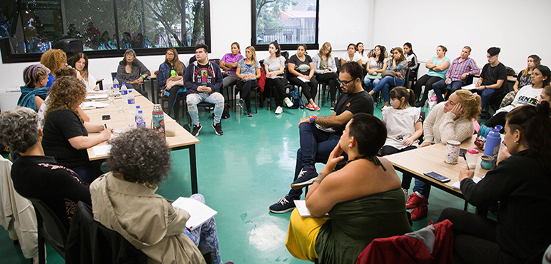 Panel: DIVERSES. Experiencias LGBTTI + en la Universidad