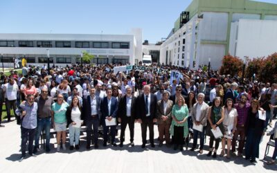 Abrazo a las Universidades en Defensa de la Educación Pública y No Arancelada