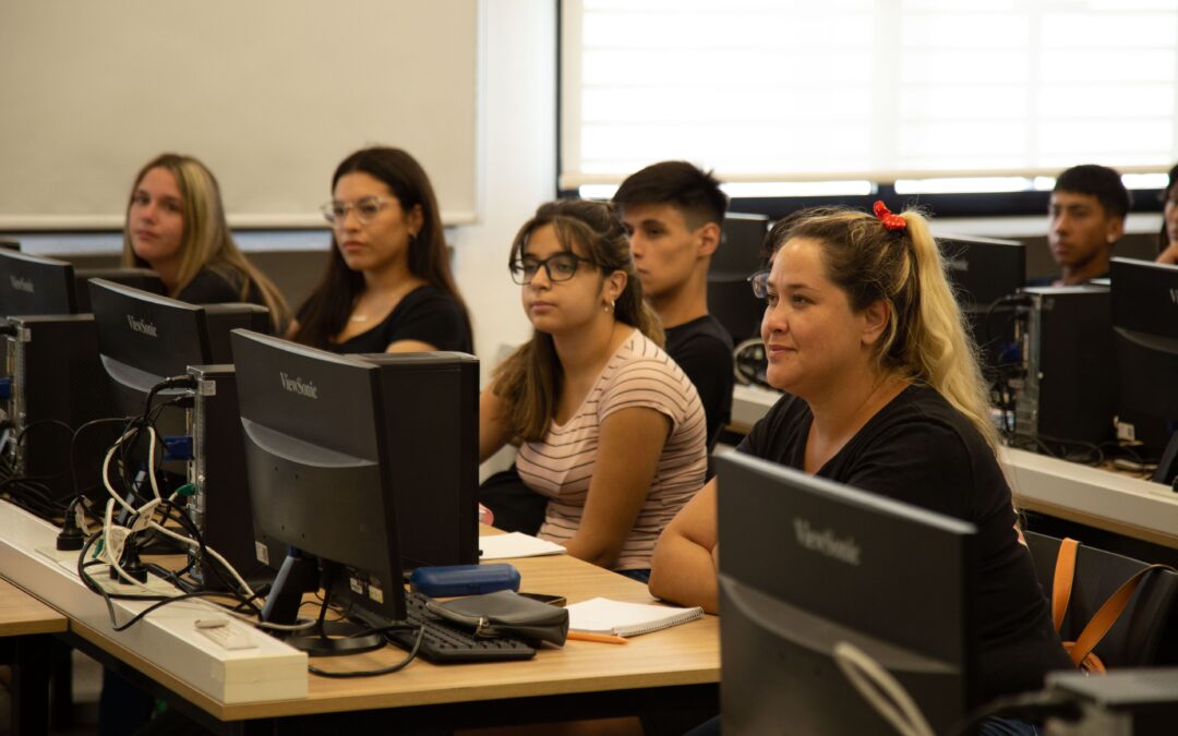 Convocatoria a intercambios estudiantiles virtuales